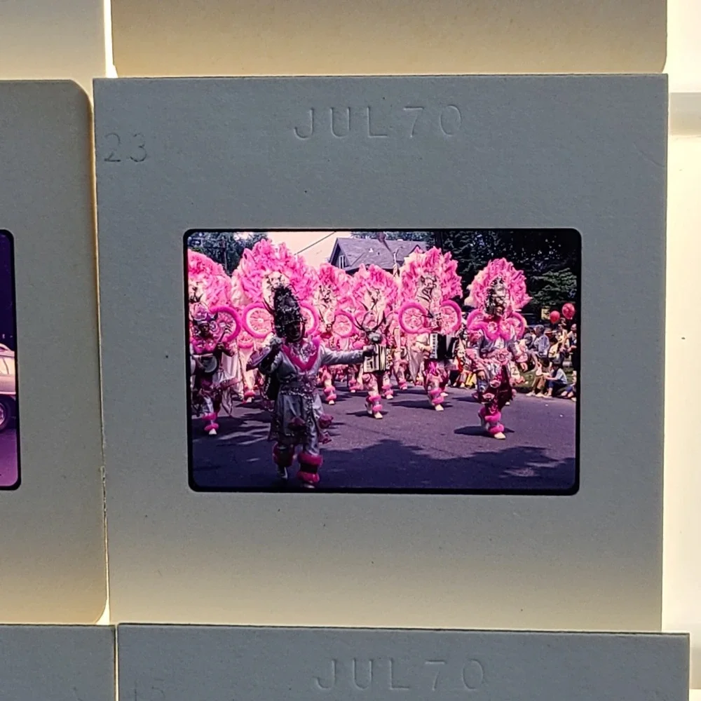 Lot of 35 Slides Parade Photos‎ Americana Cars People 1970-1974